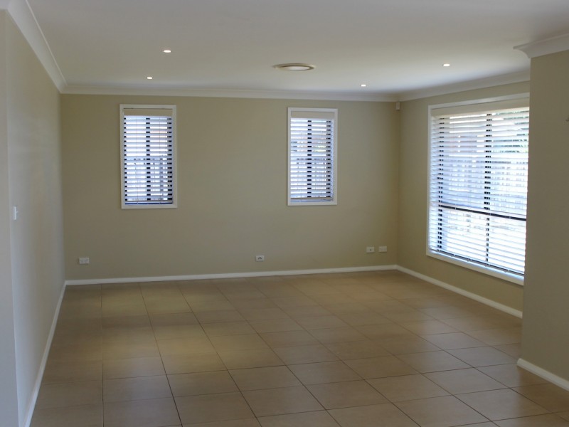 20 Jonquil Pde, Kellyville NSW 2155