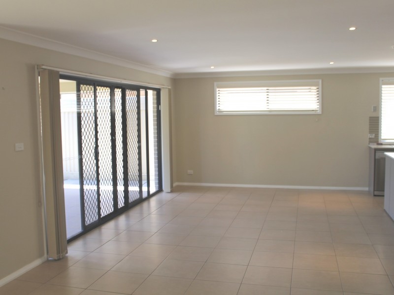 20 Jonquil Pde, Kellyville NSW 2155