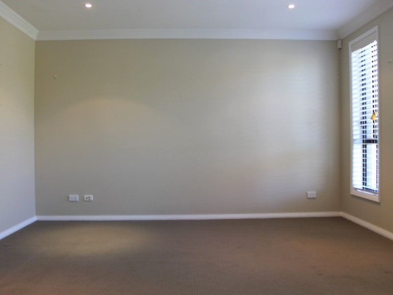 20 Jonquil Pde, Kellyville NSW 2155