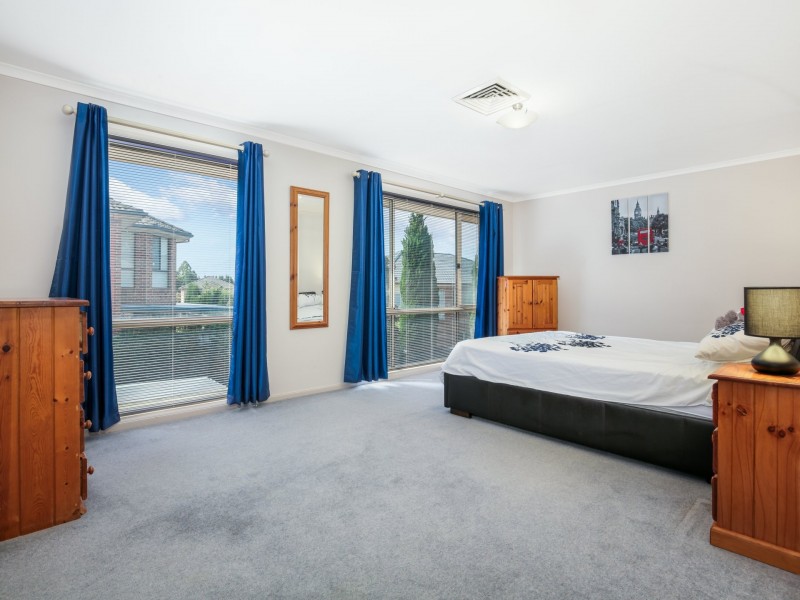 21 Armine Way, Beaumont Hills NSW 2155