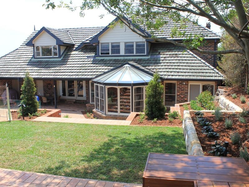 3 Plympton Way, Glenhaven NSW 2156