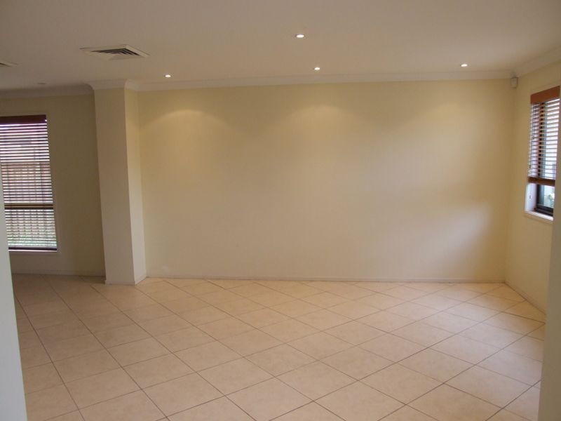 6 Dundrum Grove, Kellyville Ridge NSW 2155