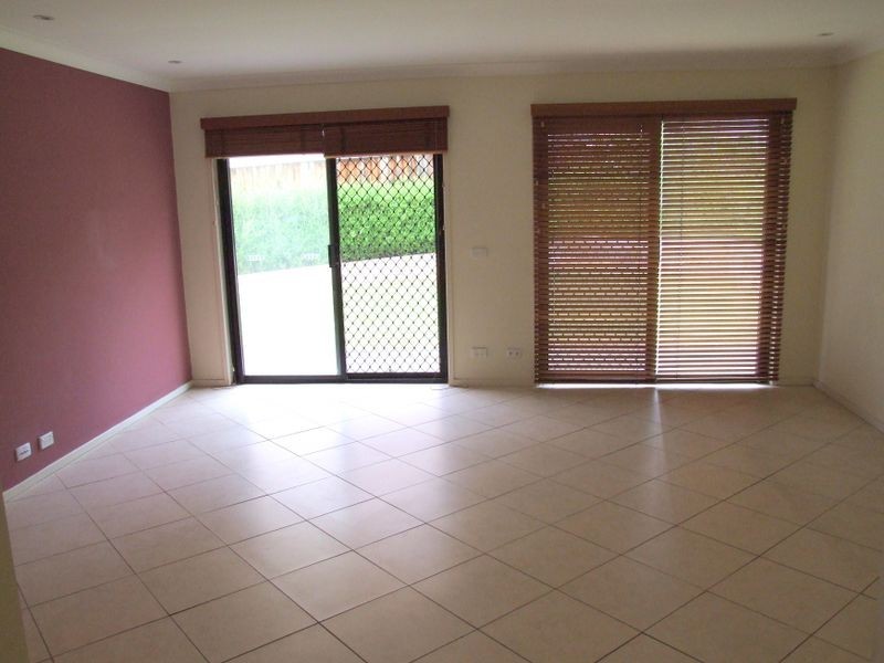 6 Dundrum Grove, Kellyville Ridge NSW 2155