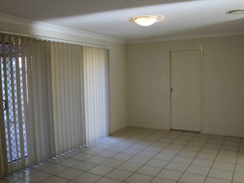 81 Phoenix Ave, Beaumont Hills NSW 2155