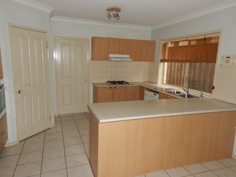 7 Summit Court, Glenwood NSW 2768