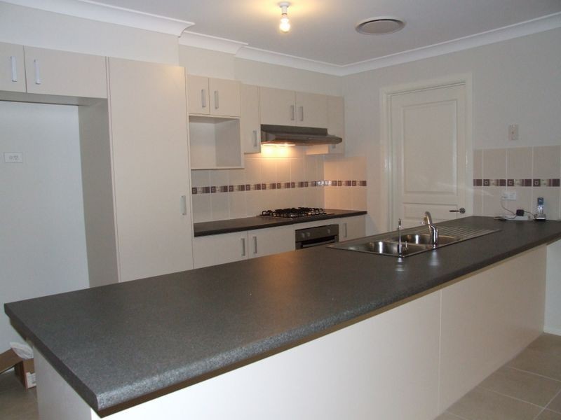 6 Peppermint Fairway, The Ponds NSW 2769