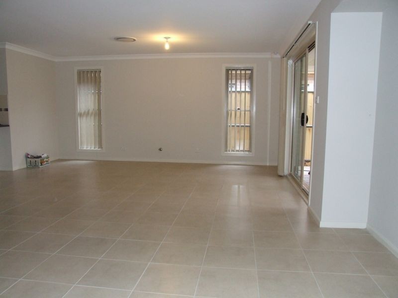 6 Peppermint Fairway, The Ponds NSW 2769