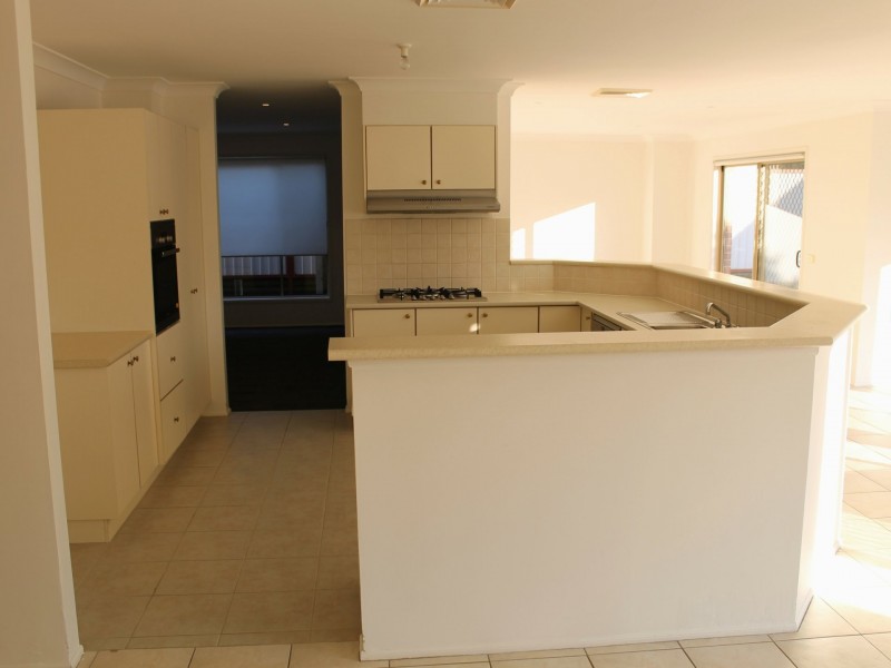 11 Cigolini Place, Kellyville NSW 2155