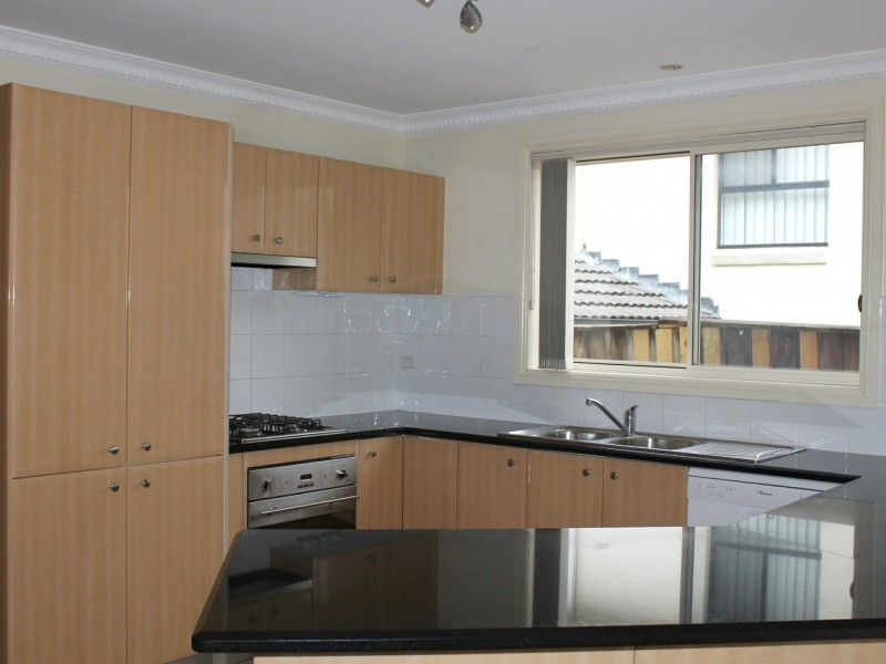 20 Drysdale Cct, Beaumont Hills NSW 2155