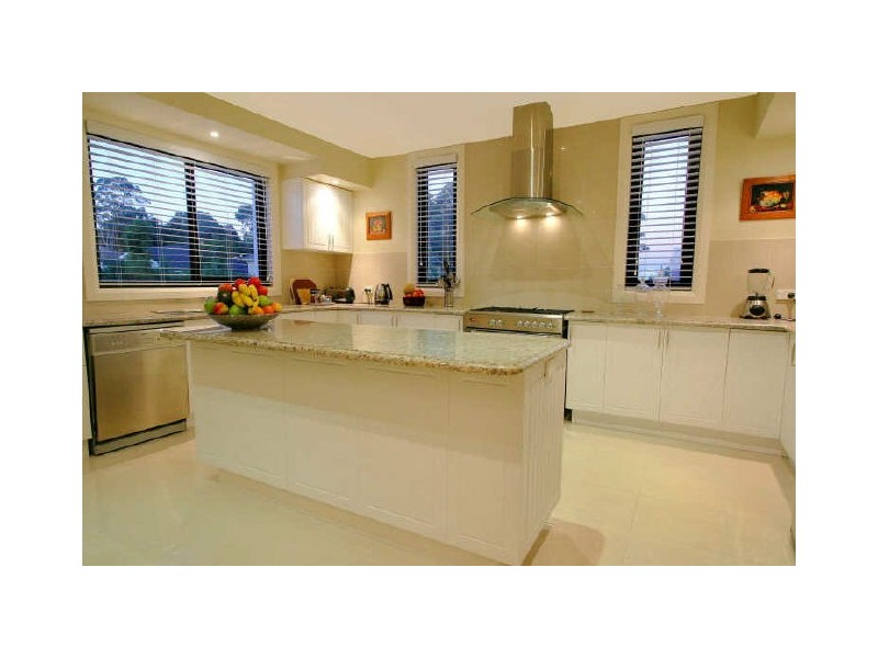 2 Brighton Drive, Bella Vista NSW 2153