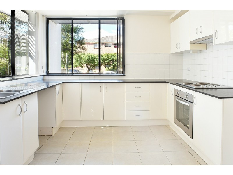 16/16 Oxford Street, Blacktown NSW 2148