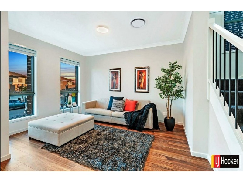 6 Commonwealth Street, Kellyville NSW 2155