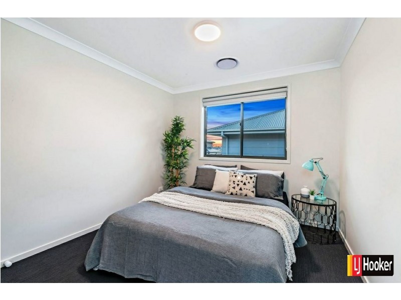 6 Commonwealth Street, Kellyville NSW 2155