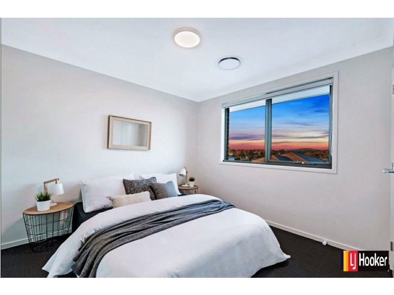 6 Commonwealth Street, Kellyville NSW 2155