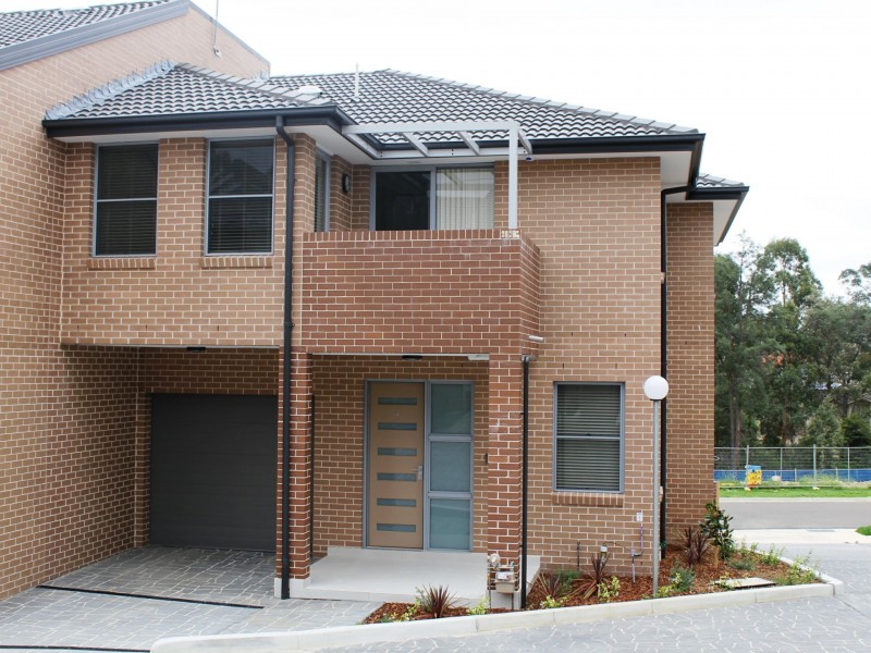 19/2 Cathay Place, Kellyville NSW 2155