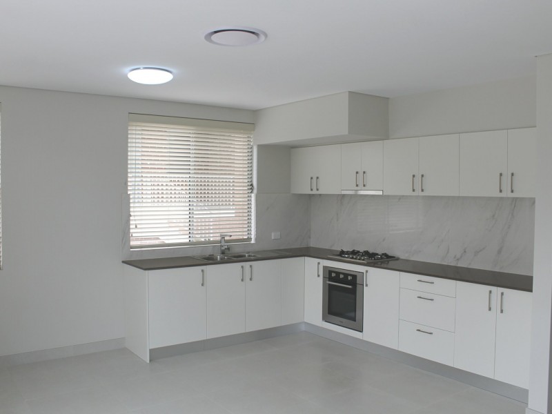 19/2 Cathay Place, Kellyville NSW 2155