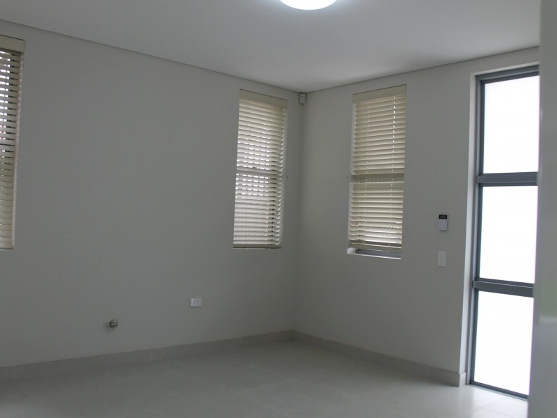 8/2 Cathay Place, Kellyville NSW 2155