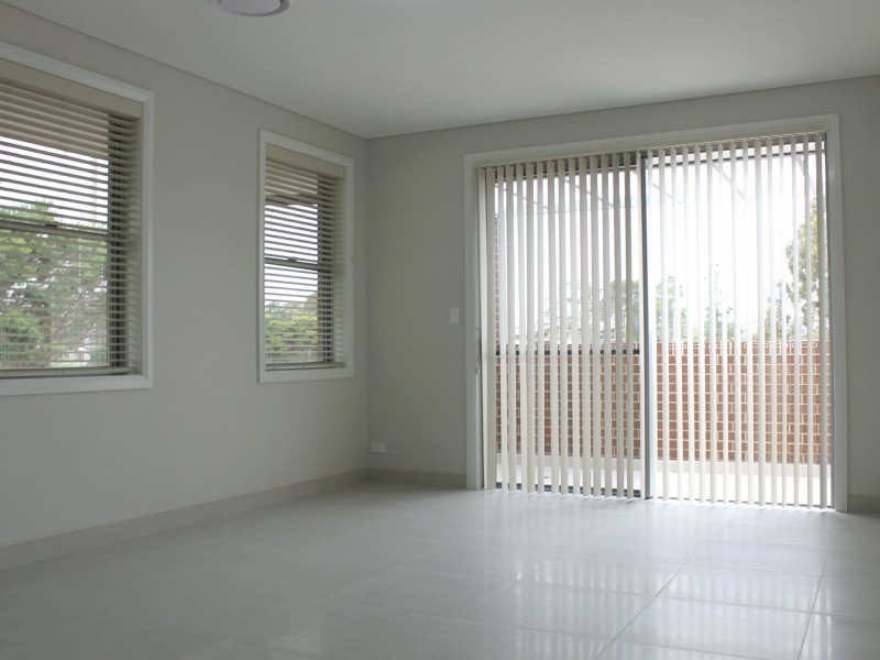 8/2 Cathay Place, Kellyville NSW 2155