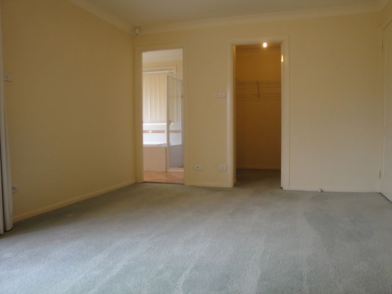 16 Lynton Court, Glenwood NSW 2768