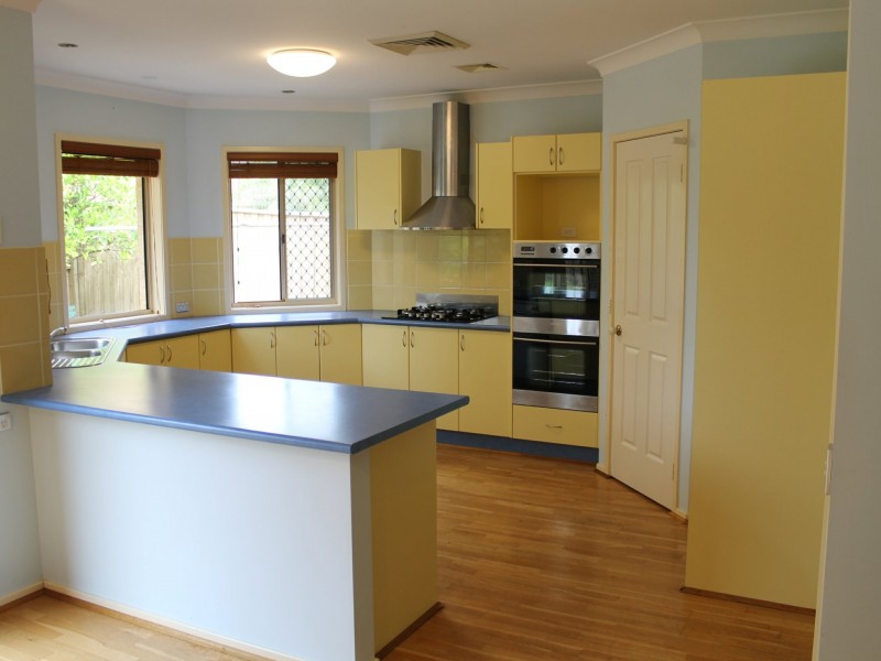 2 Oak Tree Gr, Kellyville NSW 2155