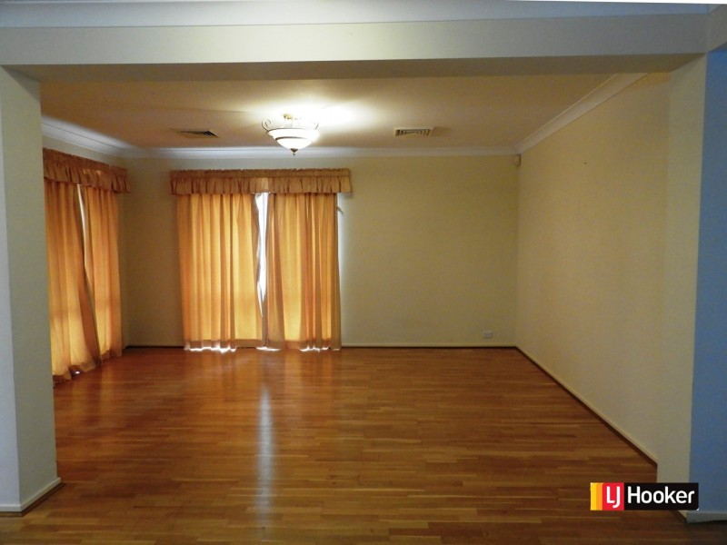 2 Oak Tree Gr, Kellyville NSW 2155