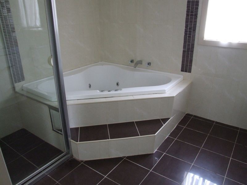 3 Knightsbridge Place, Castle Hill NSW 2154