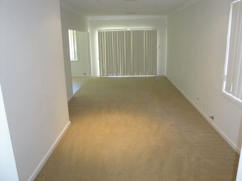 1 Jacqui Circuit, Baulkham Hills NSW 2153