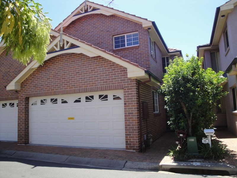 31 Jacqui Circuit, Baulkham Hills NSW 2153