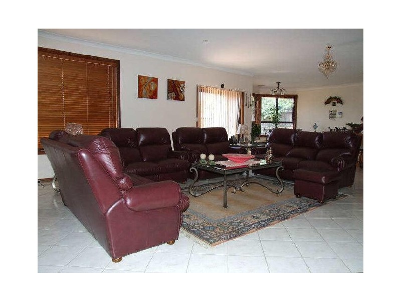 64 Francesco Crescent, Bella Vista NSW 2153