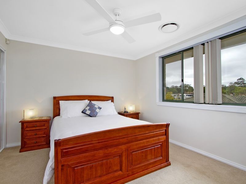 13/11 Watkins Rd, Baulkham Hills NSW 2153