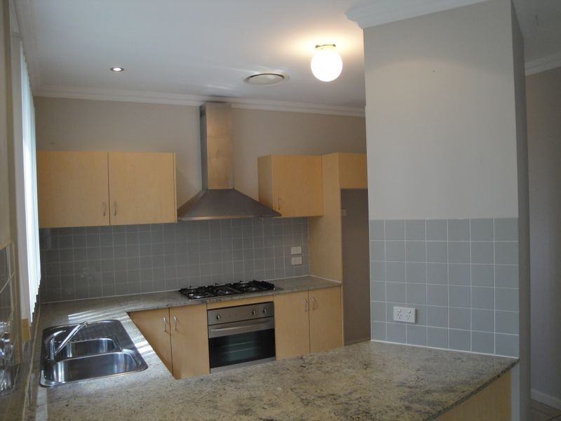 15/11 Harrington Avenue, Castle Hill NSW 2154