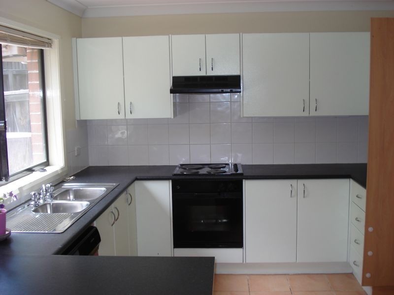 11/2 Parsonage Rd, Castle Hill NSW 2154