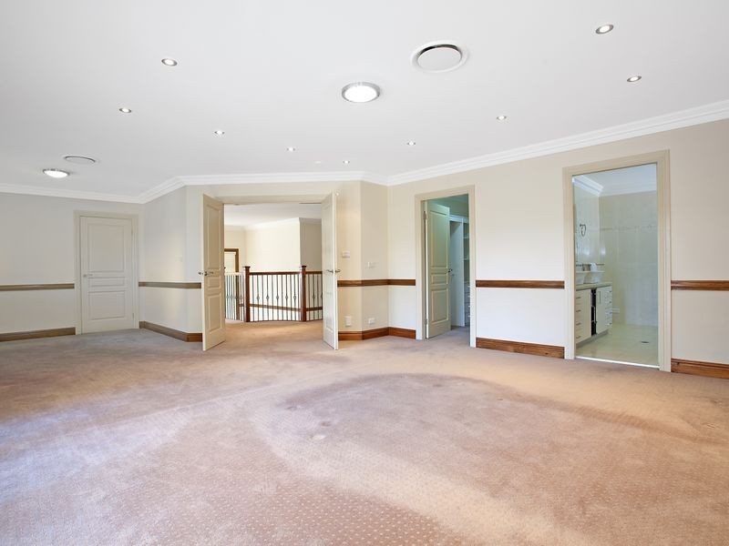 77 Edgewater Drive, Bella Vista NSW 2153