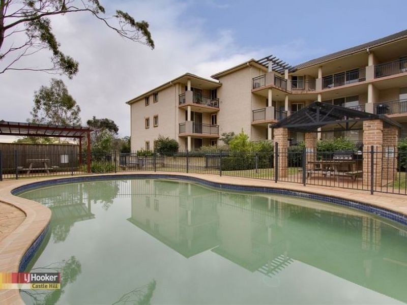 4/240-242 Old Northern Road, Castle Hill NSW 2154