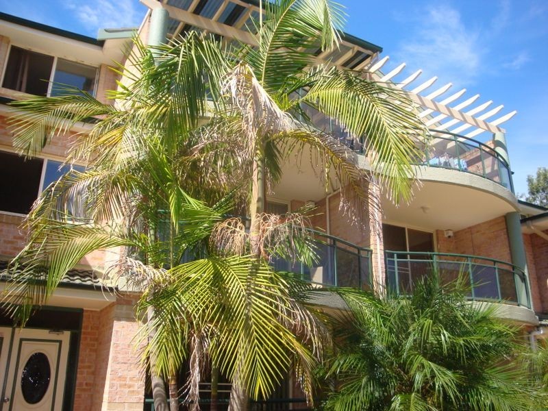 24/1 Cheriton Ave, Castle Hill NSW 2154