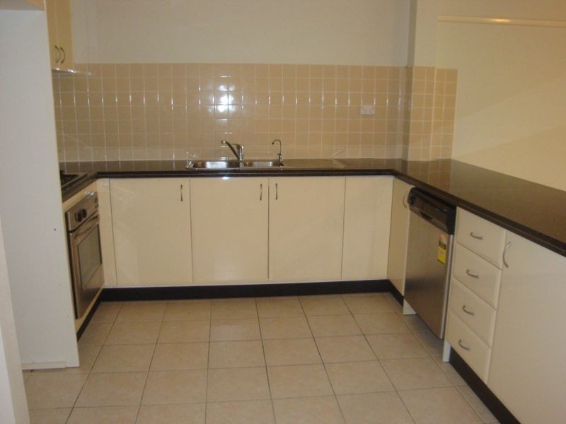 24/1 Cheriton Ave, Castle Hill NSW 2154