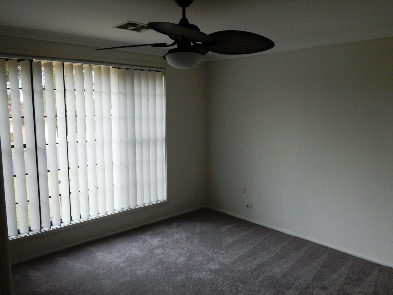 34 Salamander Gr, Baulkham Hills NSW 2153