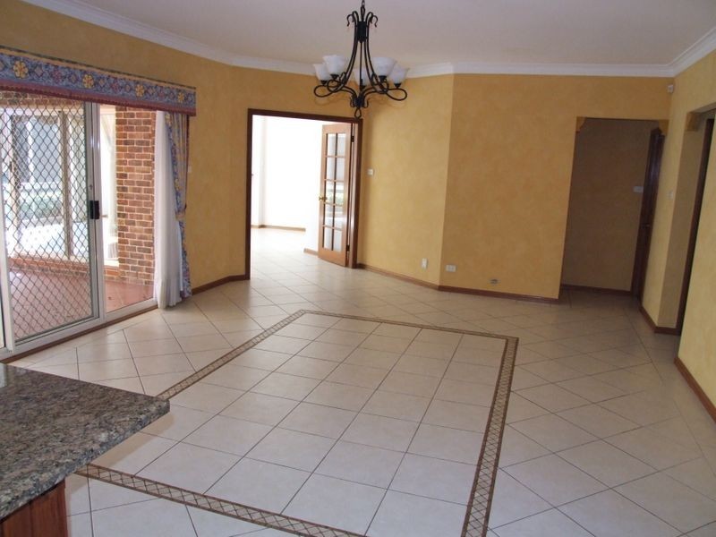 5 Neville Court, Castle Hill NSW 2154