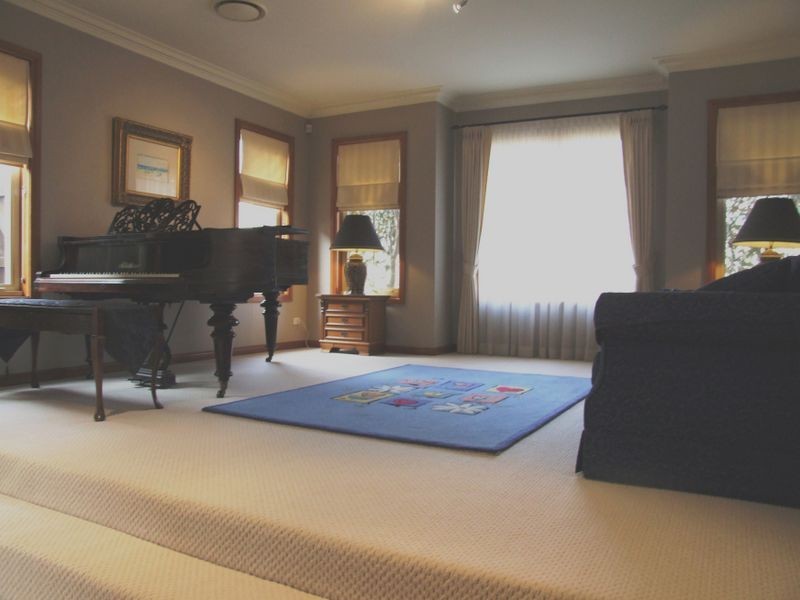 18 Cunningham Pde, Kellyville NSW 2155