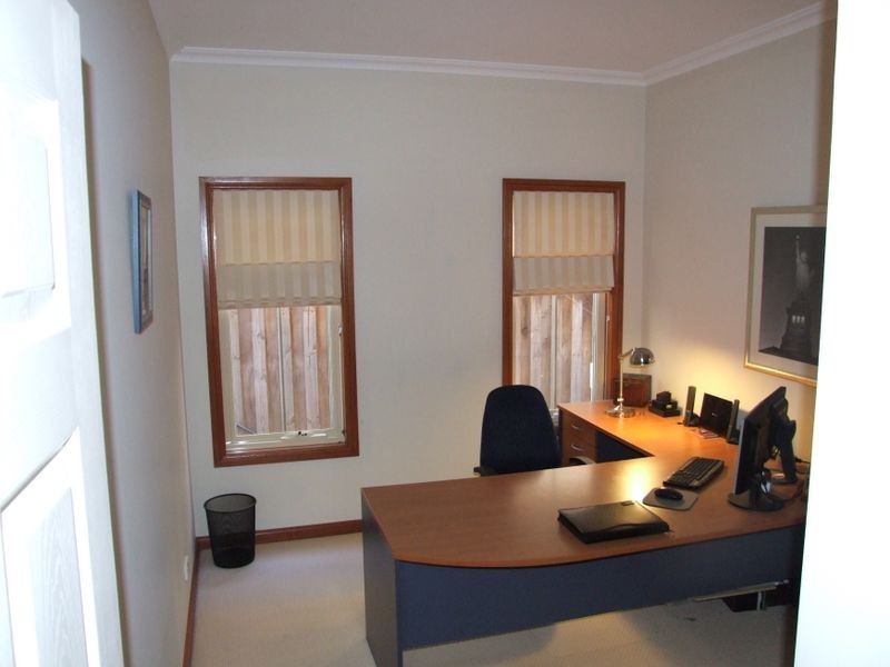 18 Cunningham Pde, Kellyville NSW 2155