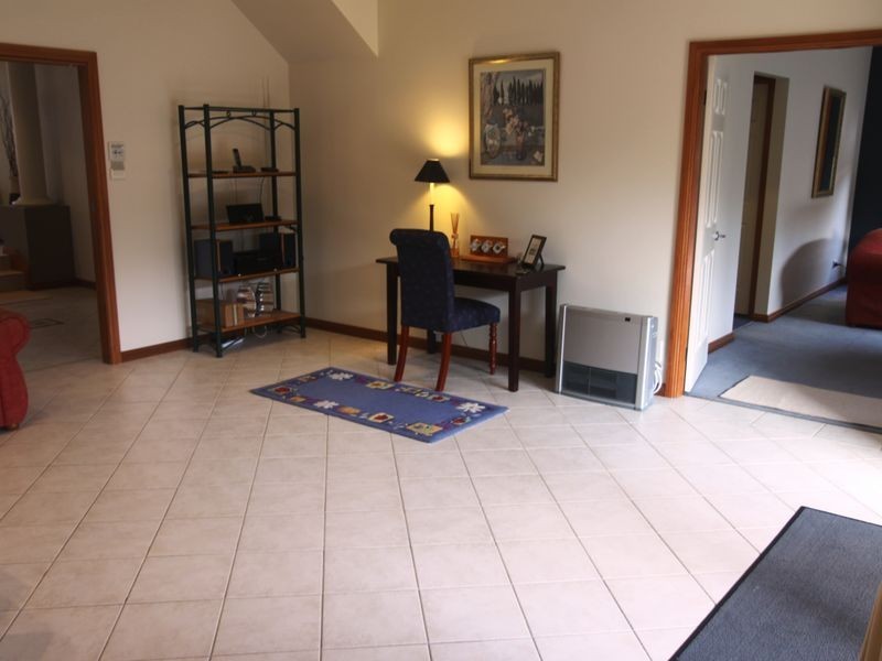 18 Cunningham Pde, Kellyville NSW 2155