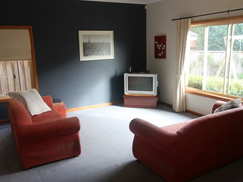 18 Cunningham Pde, Kellyville NSW 2155