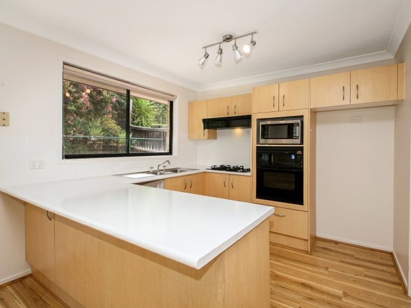11 Myee Cr, Baulkham Hills NSW 2153