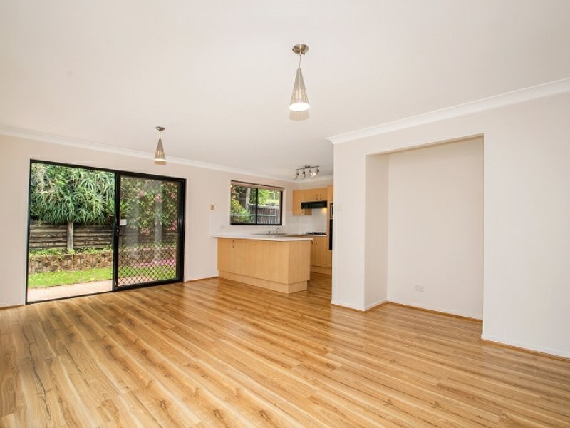 11 Myee Cr, Baulkham Hills NSW 2153