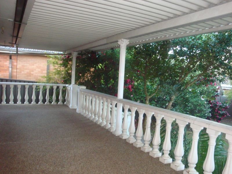 15 Merinda Ave, Baulkham Hills NSW 2153
