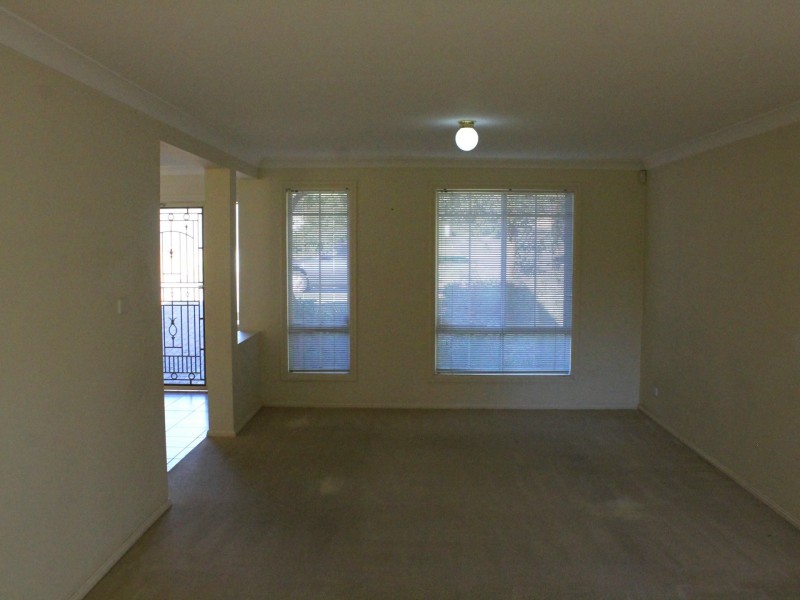 8 Falkirk Court, Kellyville NSW 2155