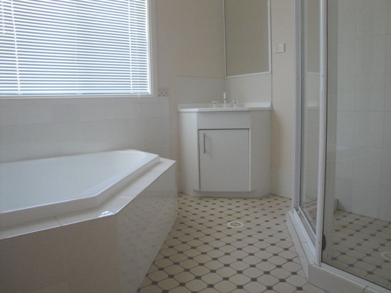 20 Prestige Avenue, Bella Vista NSW 2153