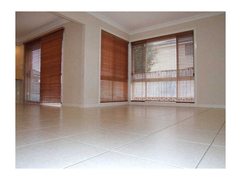 27 Beaumaris Avenue, Castle Hill NSW 2154