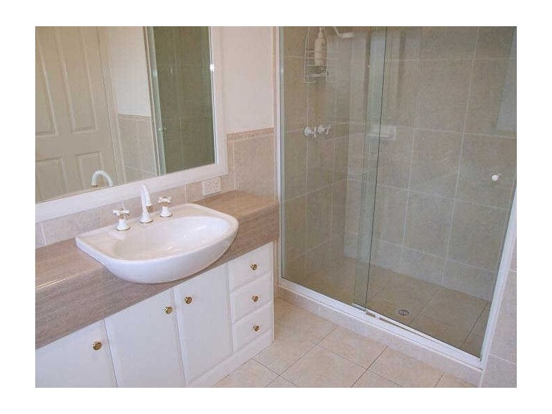 27 Beaumaris Avenue, Castle Hill NSW 2154