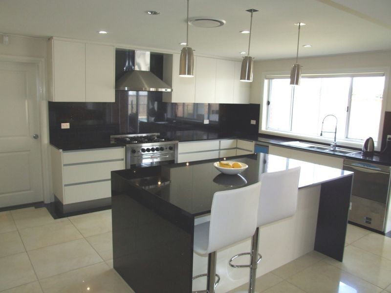 5 Woodbridge Place, Bella Vista NSW 2153